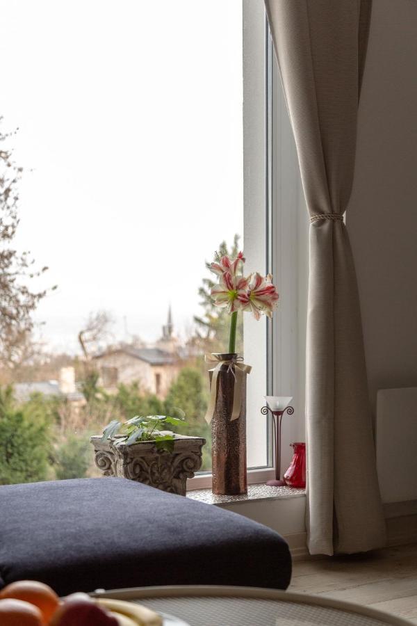 Panoramic Comfort In The Luxurious Green District! 부다페스트 외부 사진