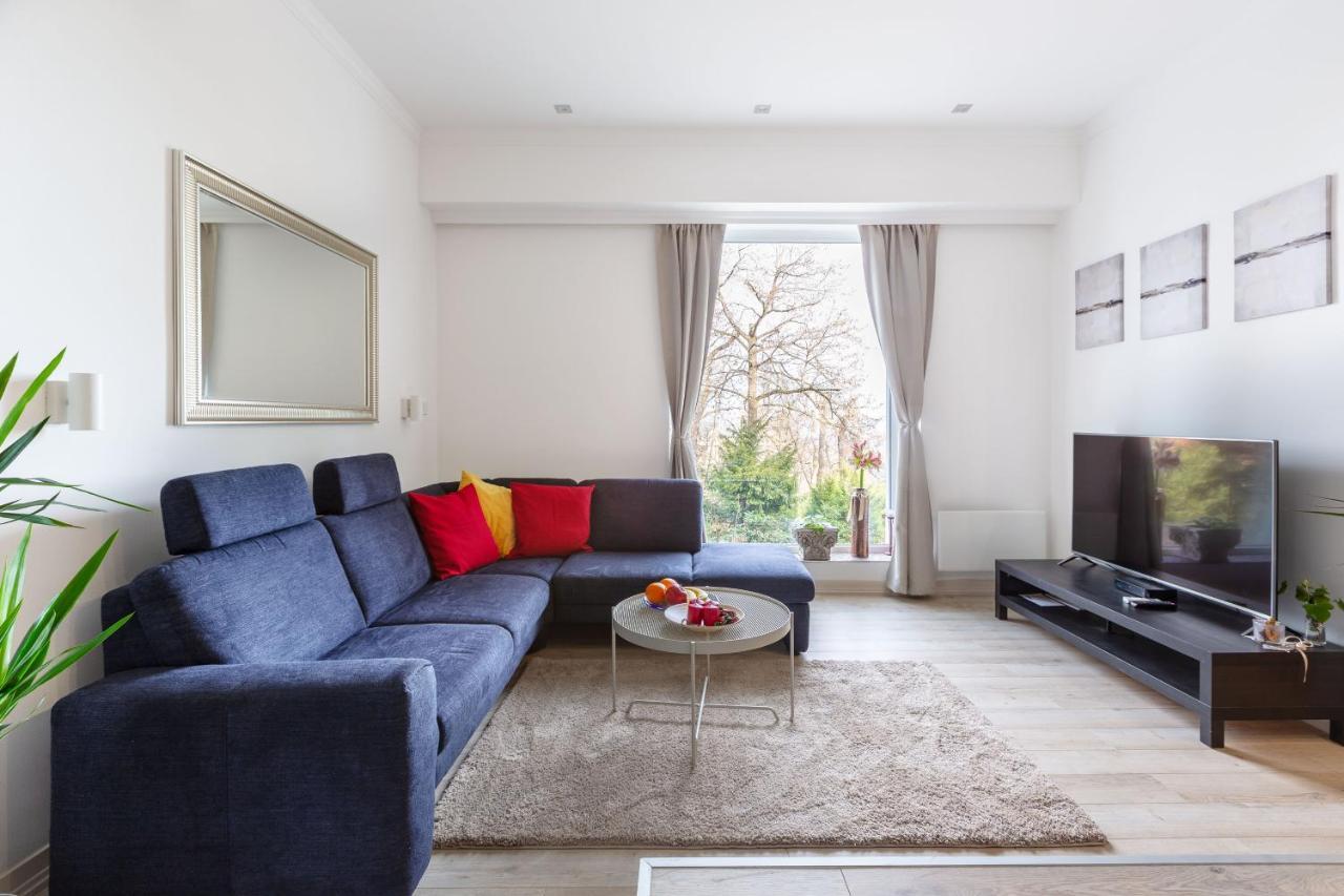 Panoramic Comfort In The Luxurious Green District! 부다페스트 외부 사진